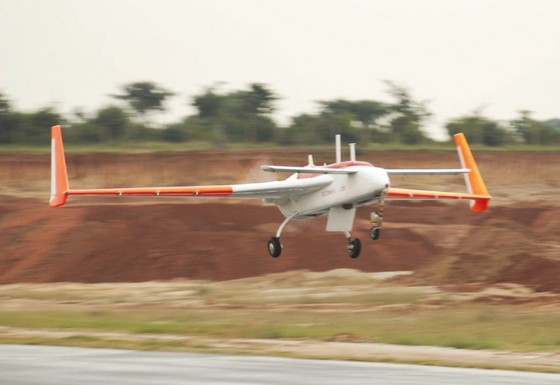 Máy bay không người lái Rustom do Ấn Độ nghiên cứu chế tạo